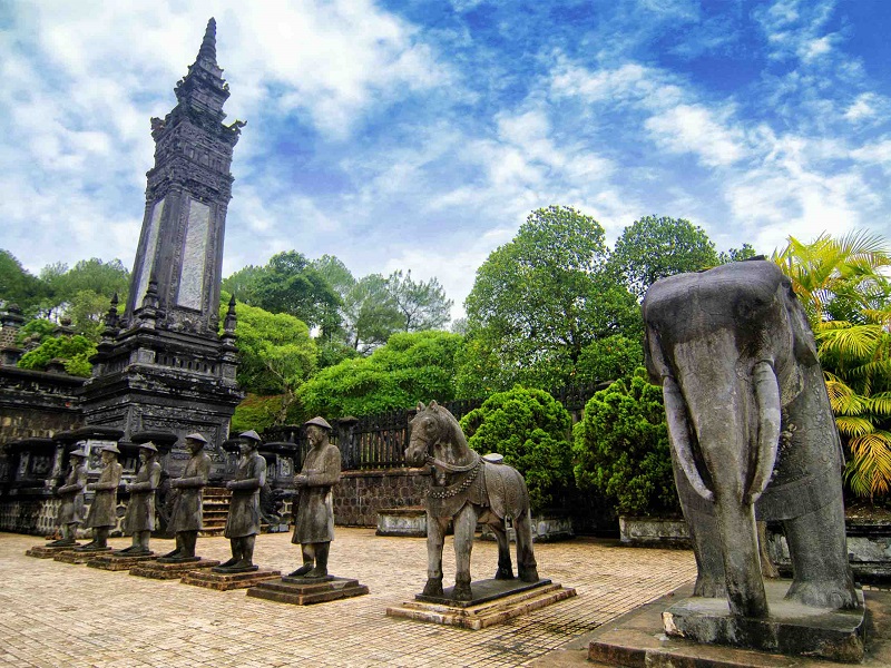 Private, Luxury & SIC tours of Indochina with TransViet Travel